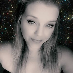 Meet your Posher, Janessa